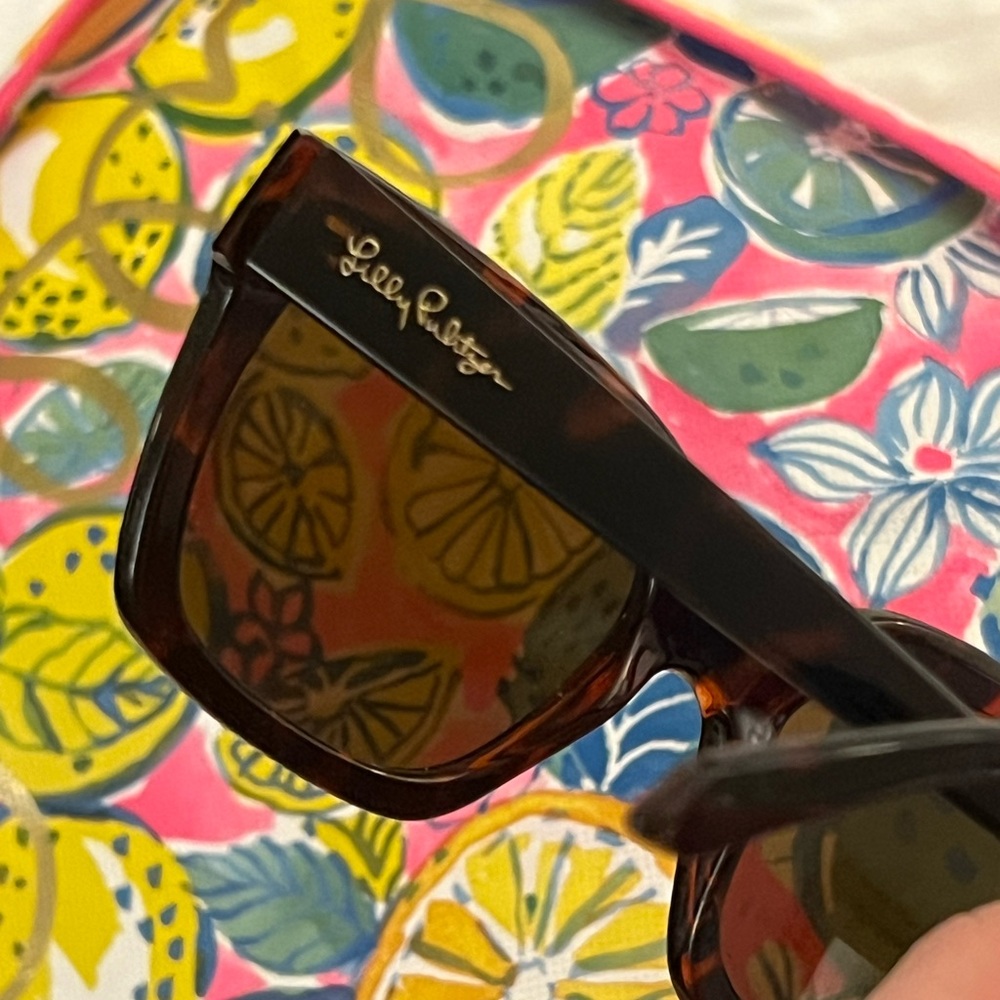 Lilly Pulitzer Tortoiseshell Sunglasses with Polarized Lenses